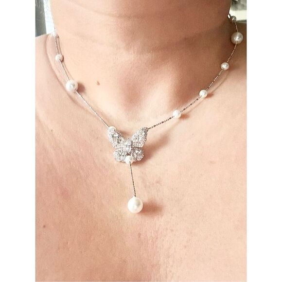 Cubic zirconia adorable butterfly and faux pearl lariat adjustable necklace  - Picture 3 of 3